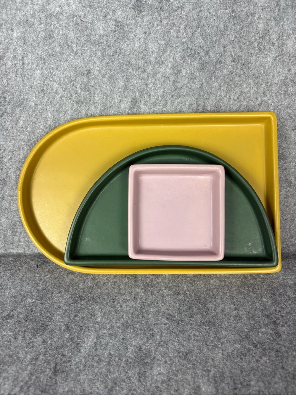 Lizzie Saucer Lizzy Set 3pc Colorful Nesting Trays